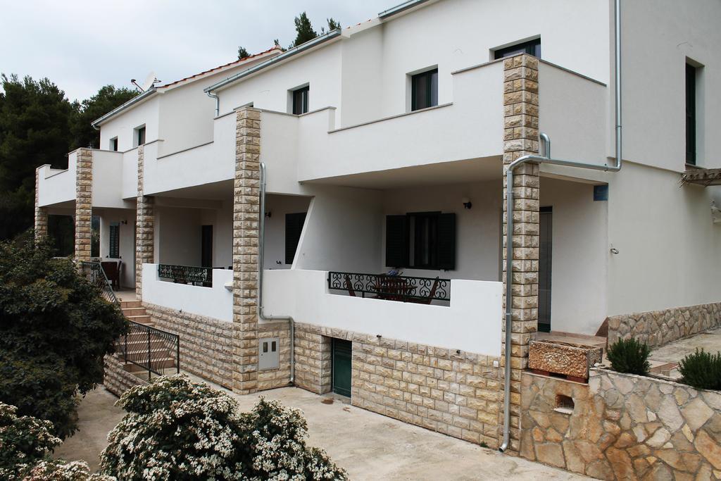 Apartments Lancek Ivan Dolac Bagian luar foto