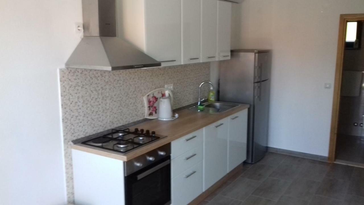 Apartments Lancek Ivan Dolac Bagian luar foto